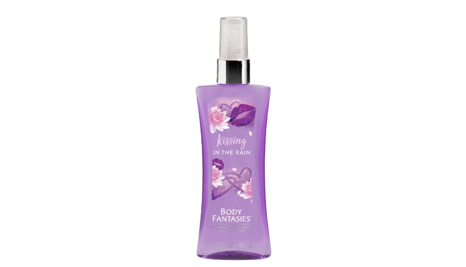 Body Fantasies Kissing In The Rain – MamaTega - Main Image